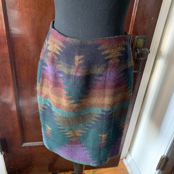 Streetwear Made in USA Green Aztec Pattern Knit Acrylic Wrap Mini Skirt Sz 7 - Picture 11 of 12